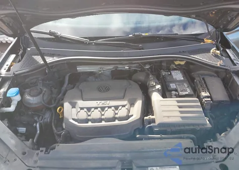 2019 Volkswagen Tiguan 2.0T Se/2.0T Sel/2.0T Sel R-Line/2.0T Sel R-Line Black z USA, uszkodzony, nr VIN 3VV2B7AX6KM052578